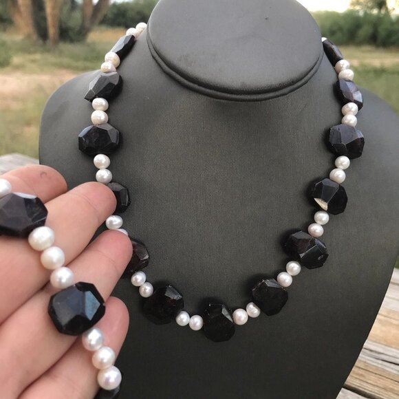 COPY - Genuine Natural Pearl Garnet Necklace Sterling Silver 925 Bracelet Fresh… - Picture 1 of 11